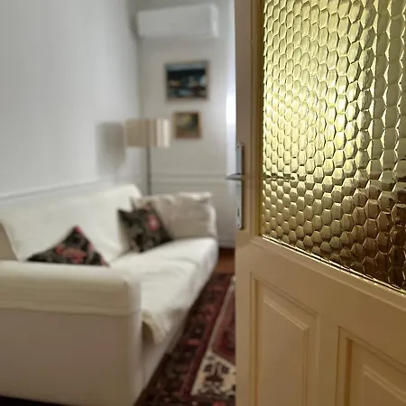 Sweet Spot Apartment Walking Distance To Diocletian'S Palace Split Exterior photo