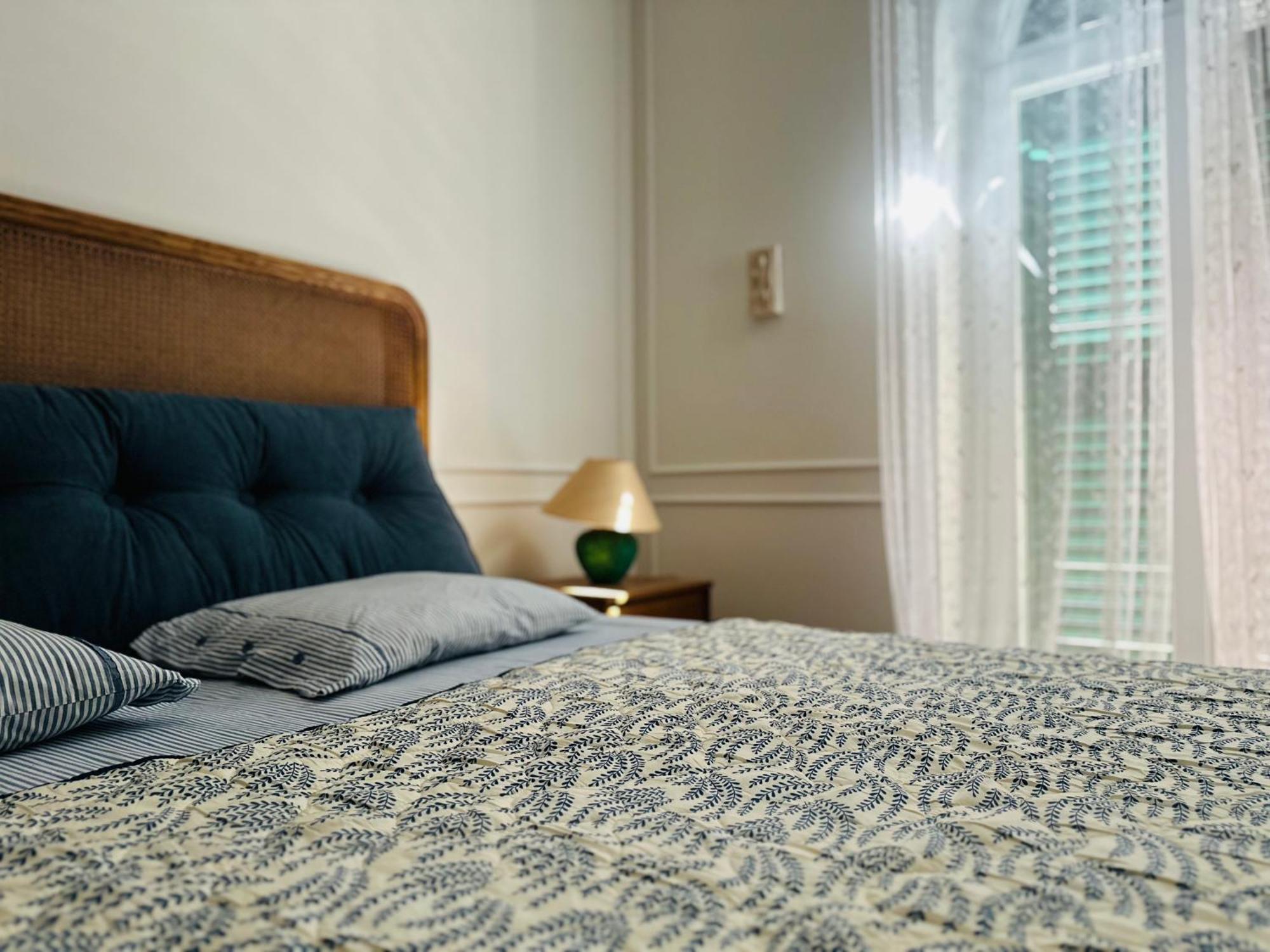Sweet Spot Walking Distance To Diocletian's Palace Apartment *